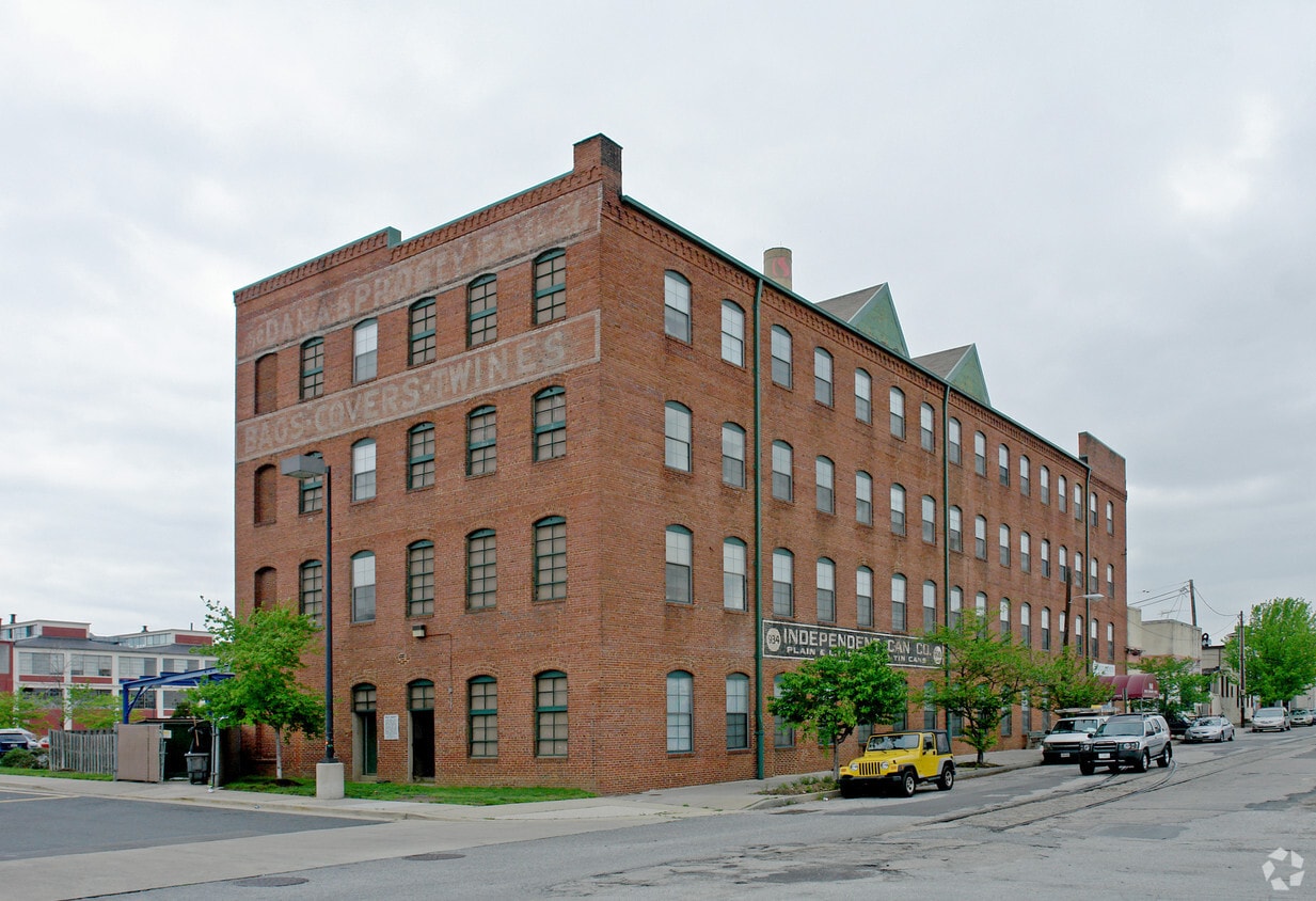 Primary Photo - Indecco Apartments
