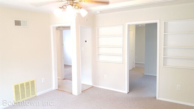 Building Photo - 2 br, 1 bath House - 514 Crabb Ave.