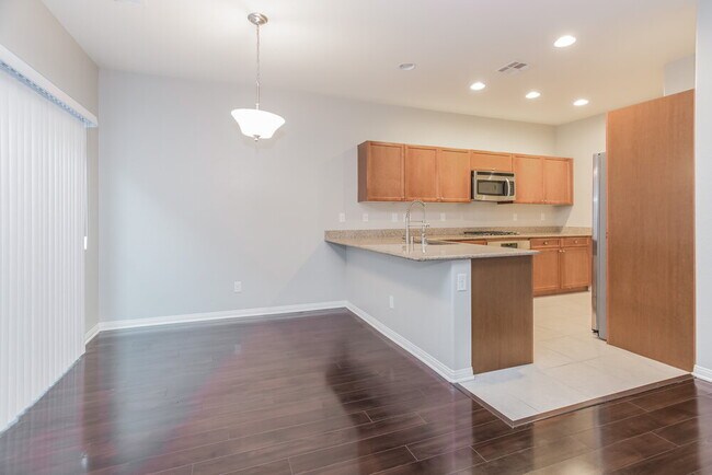 Building Photo - 3919 N Zodiacal Light St