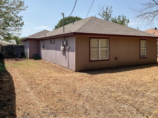 Foto del edificio - 3-Bedroom Home Located in Killeen