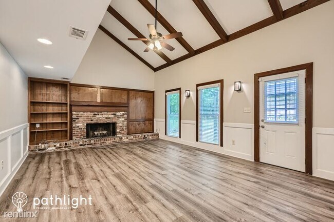 Foto del edificio - 4 br, 3.5 bath House - 378 Callaway Road UNIT