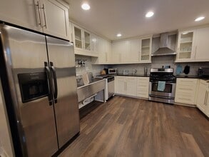 Building Photo - 135 Boulevard