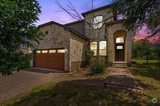 Building Photo - 307 Parkside Dr