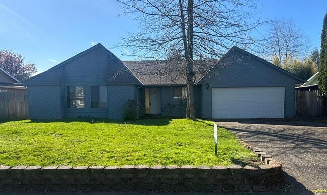 Foto del edificio - 3617 Silverstone Dr NE