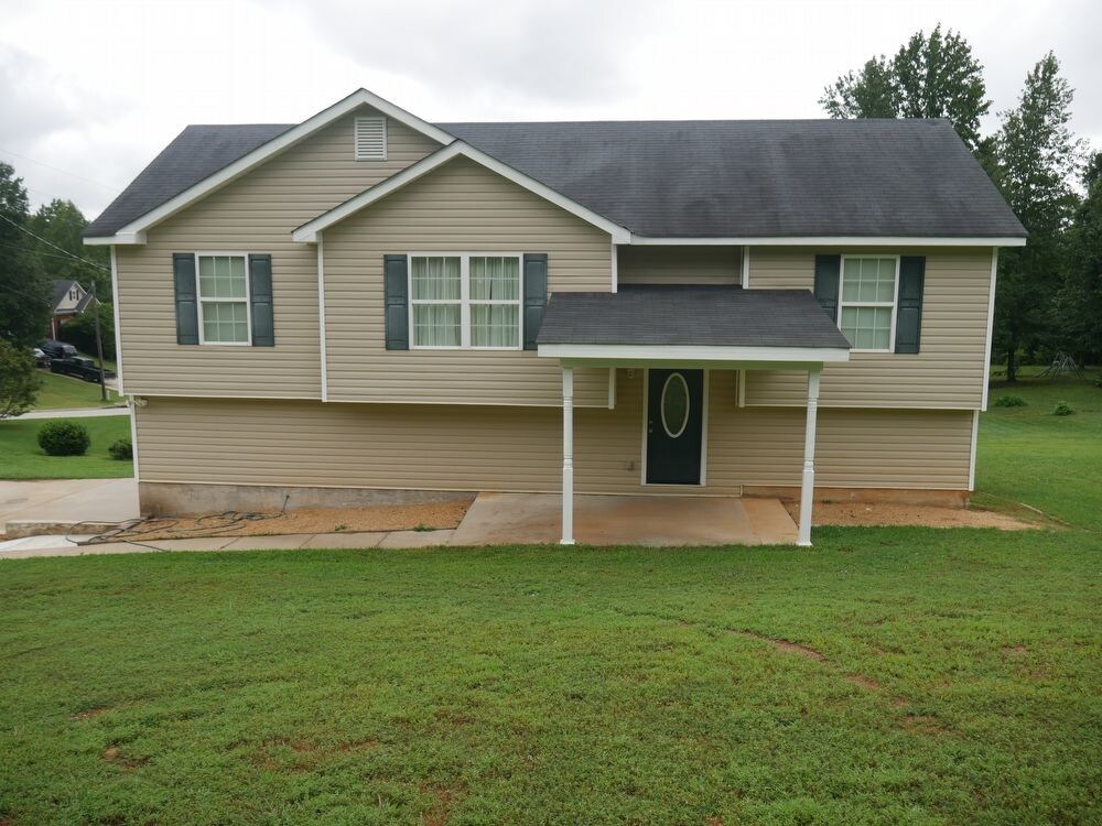 Primary Photo - 161 Emerald Pointe Dr