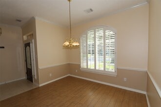 Building Photo - 1611 Maryvale Dr