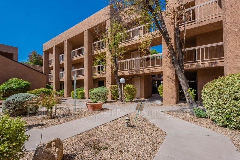 Primary Photo - 7494 E Earll Dr