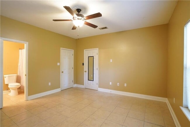 Building Photo - 1307 LA-59