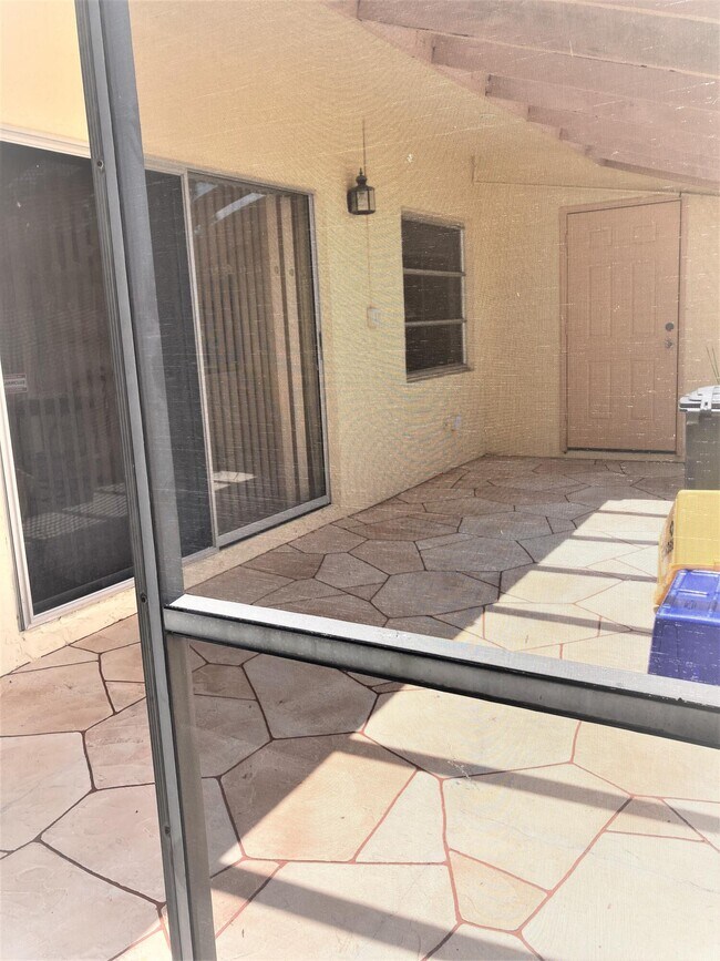 Foto del edificio - 13759 Date Palm Ct