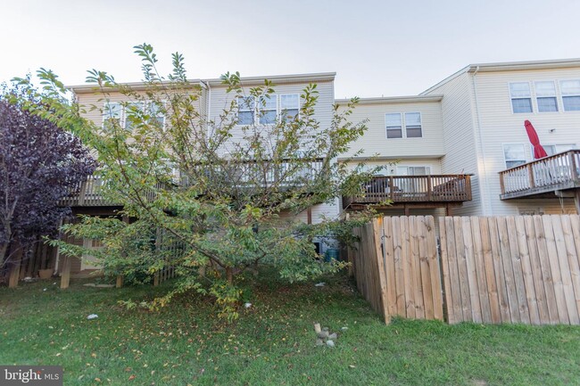 Building Photo - 146 Quartz Rd