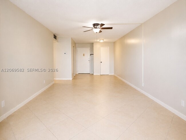 Building Photo - 6700 Cypress Rd