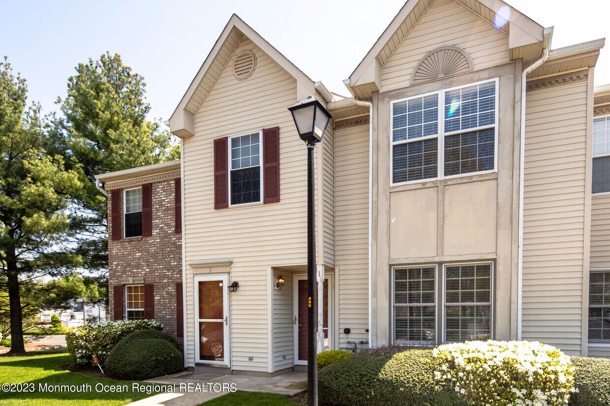 1 Ambrose Ln Unit 149, Holmdel, NJ 07733 Condo for Rent in Holmdel