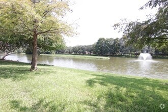 Building Photo - 3107 Waters View Dr