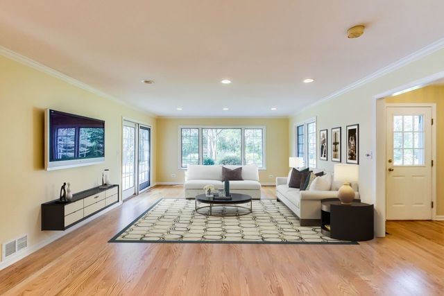 Foto del edificio - 1861 Hilltop Ln