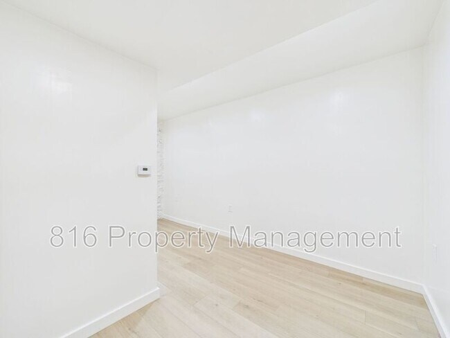 Foto del edificio - 1110 E 40th St