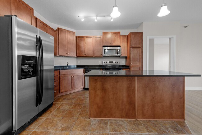 Building Photo - 1155 Ford Road 313