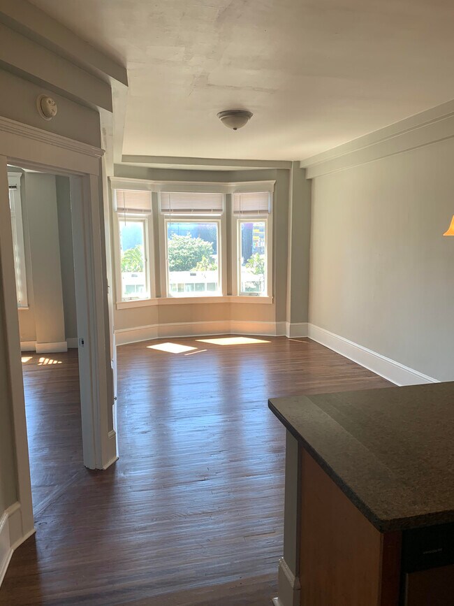 Living Space - 550 Larkin St