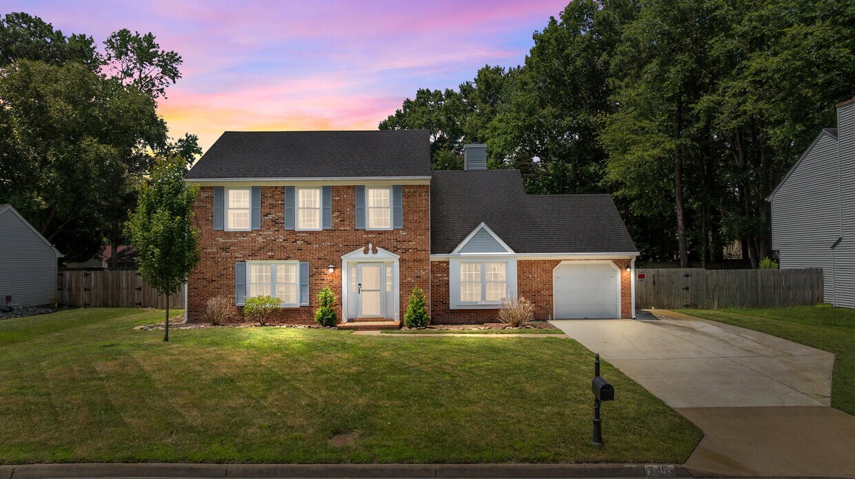 Primary Photo - 745 Helmsdale Way