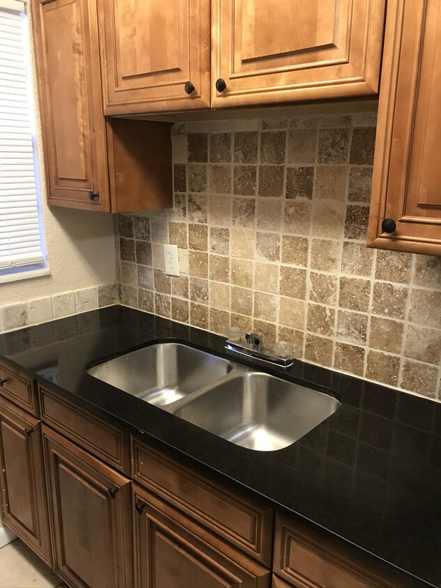 Foto principal - 925 S K St