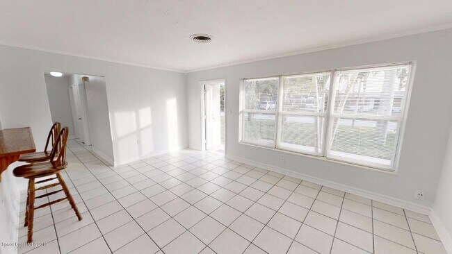 Foto del edificio - 449 N Waterway Dr