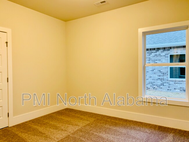 Building Photo - 3203 Jordan Farm Cir NE