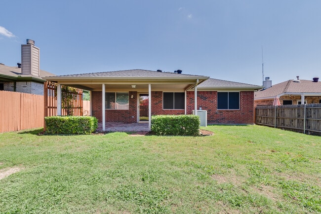 Building Photo - 2508 Concina Way