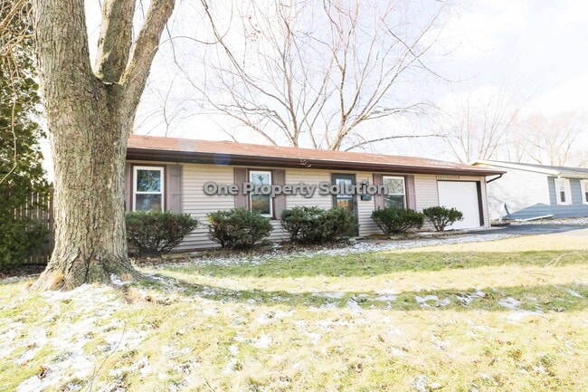 Building Photo - 1637 E 33rd Ave