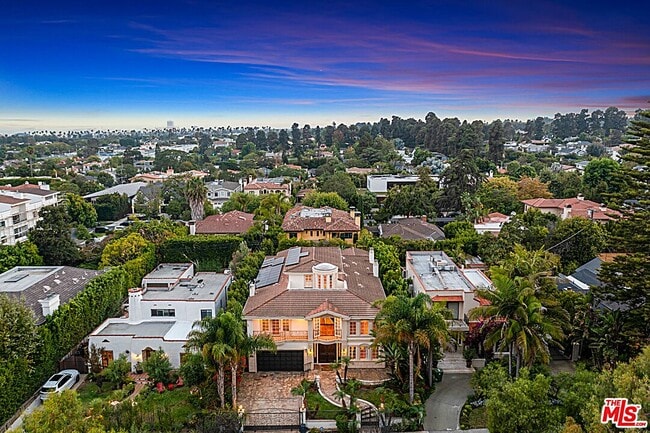 Building Photo - 727 S Burlingame Ave