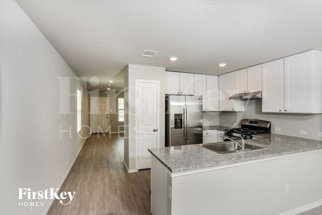 Building Photo - 10766 Prusiner Dr