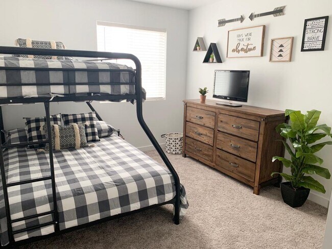 Foto del edificio - 1264 W Cinch Way