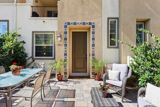 Building Photo - 1309 Via Lucero