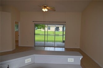 Building Photo - 1325 SE 8th Ave