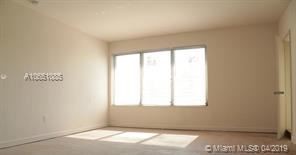 Foto del edificio - 2 br, 1 bath  - 8031 Hawthorne Ave 4