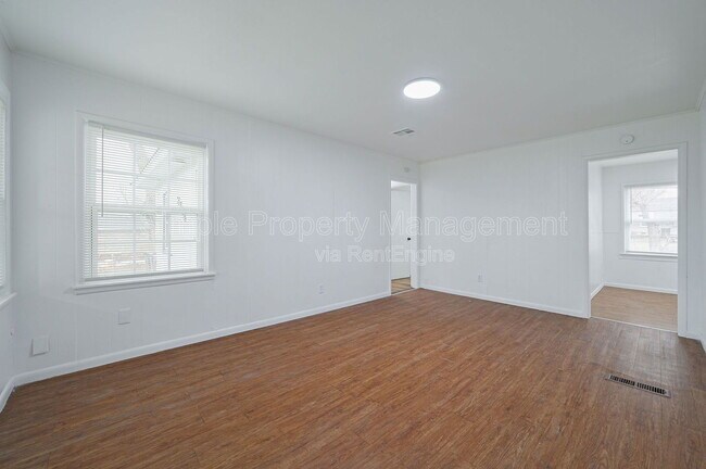 Foto del edificio - 3704 SW 40th Pl