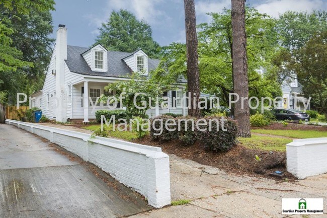 Building Photo - 221 Valley Rd