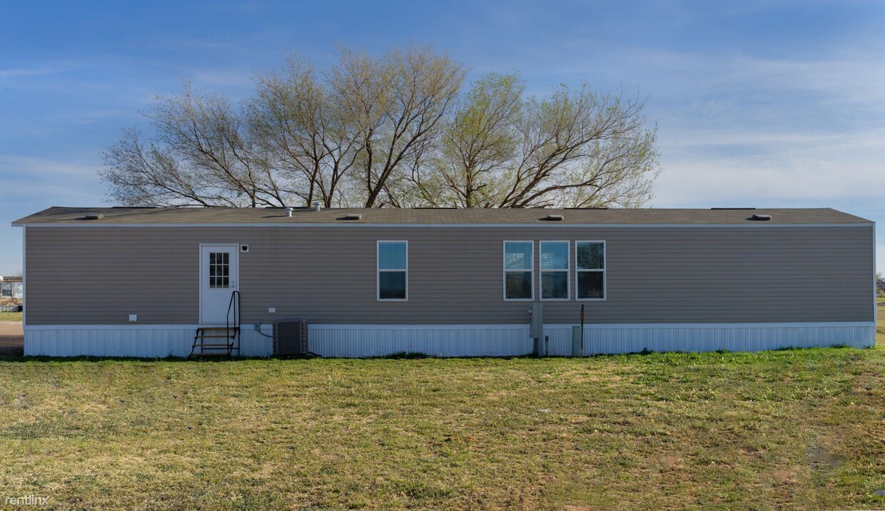 Primary Photo - 3 br, 2 bath Mobile Home - 2300 TX-114 10-...