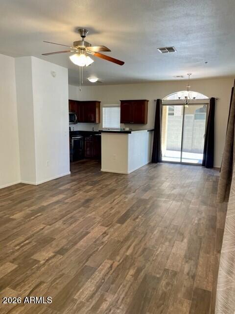 Building Photo - 2401 E Rio Salado Pkwy