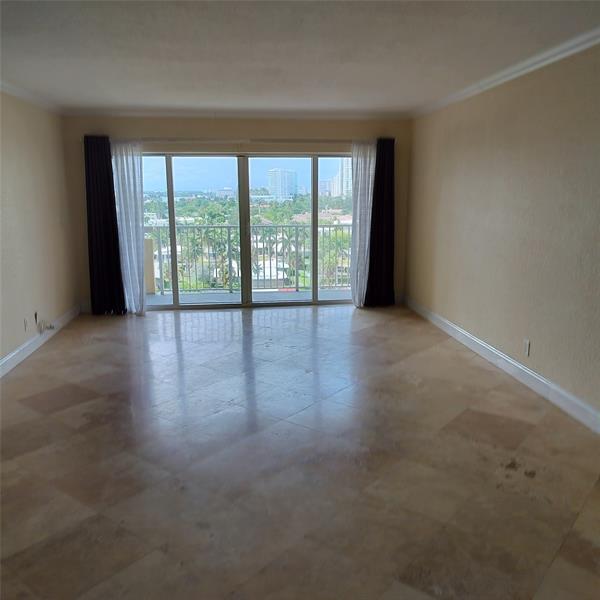 Foto del edificio - 1200 Hibiscus Ave