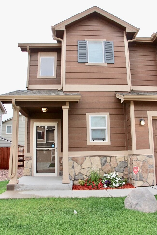 Foto del edificio - Well Cared For 3 bed/2.5 Bath Home in Security - Widefield