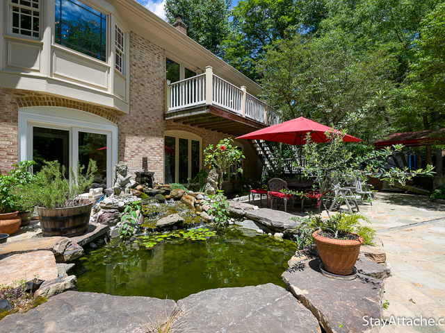 Building Photo - 10109 Garden Way