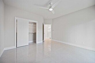 Building Photo - 5314 Suez St