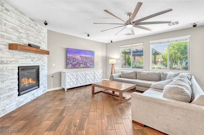 Foto del edificio - 1129 Via Della Costrella