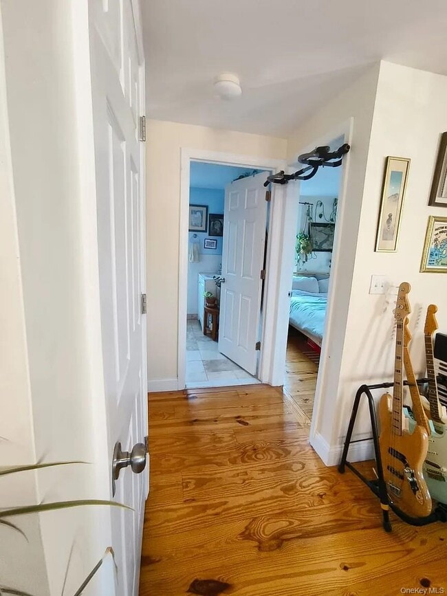 Building Photo - 1009 Brown St