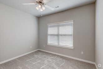 3BR, 2.5BA - The Willow - 1,391SF - Hillcrest Village