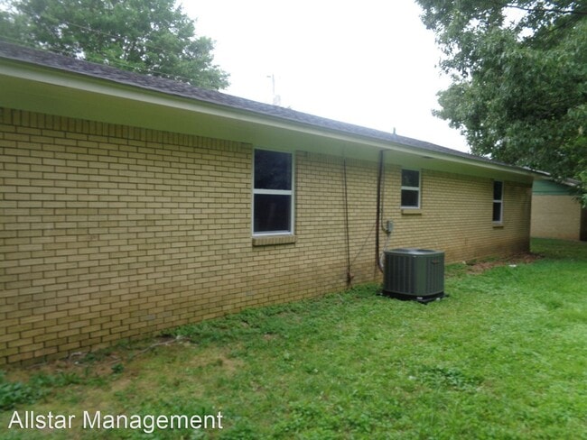 Building Photo - 3 br, 1 bath House - 106 Goodhaven