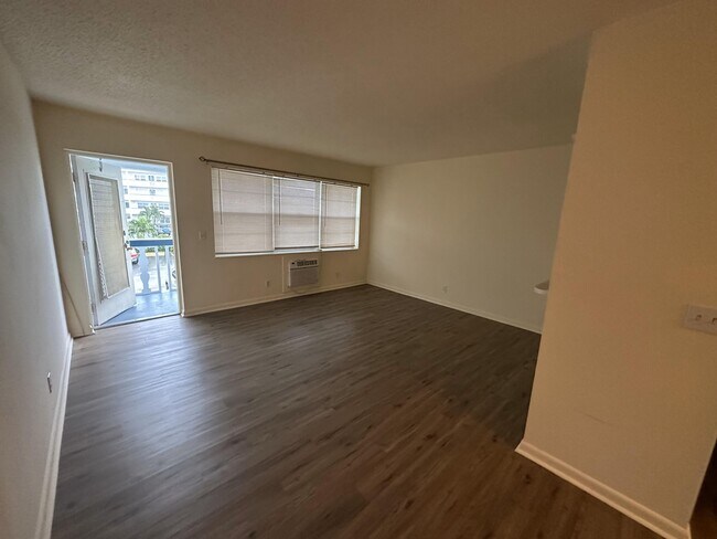 Foto del edificio - 87 Lyndhurst D