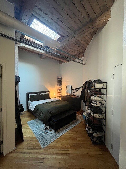 Foto del edificio - 225 W Huron St