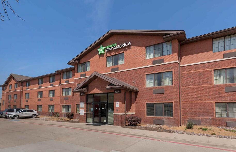 Furnished Studio - Bedford