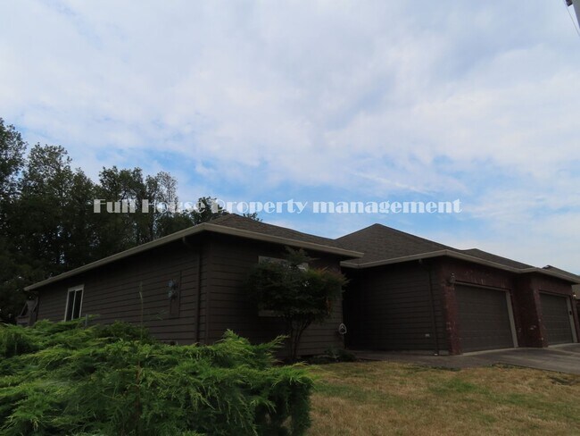 Building Photo - 3440Arrowhead
