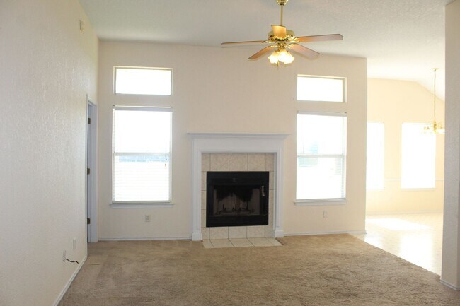 Building Photo - 3 BEDROOM, 2 BATH, BELTON ISD
